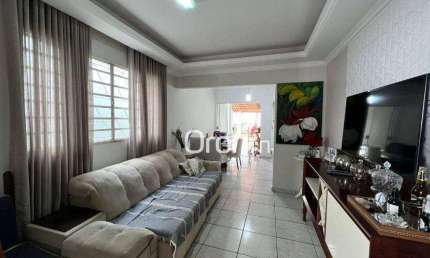 Casa com 3 dormitórios à venda, 110 m² por R$ 570.000,00 - Jardim Europa - Goiânia/GO
