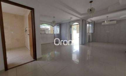 Casa com 3 dormitórios à venda, 230 m² por R$ 895.000,00 - Setor Morais - Goiânia/GO