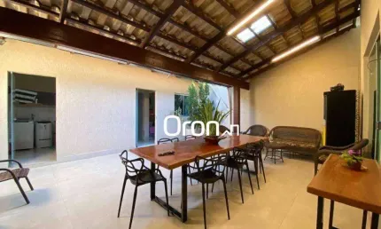 Sobrado à venda, 200 m² por R$ 1.220.000,00 - Parque Anhangüera - Goiânia/GO