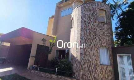 Sobrado com 5 dormitórios à venda, 447 m² por R$ 1.798.000,00 - Setor Jaó - Goiânia/GO