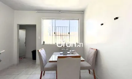 Apartamento com 2 dormitórios à venda, 70 m² por R$ 210.000,00 - Setor Central - Goiânia/GO