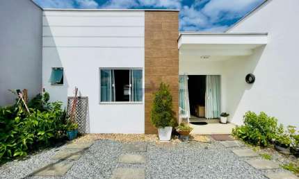 Casa com 2 quartos à venda na Alfredo Balistieri, 54, Velha Central, Blumenau por R$ 430.000