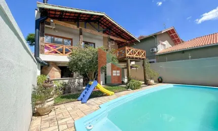 Casa c/ 3 quartos (2 suítes) e piscina à venda, jd do lago - atibaia