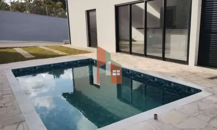 Casa de Cond., 3 dorms Jd. Estância Brasil - Atibaia