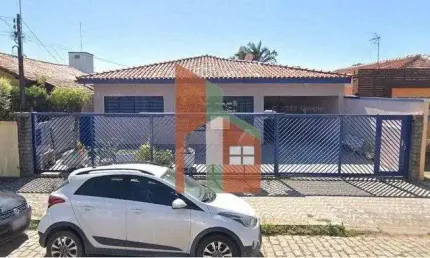Casa com 5 quartos para alugar no Centro, Atibaia 