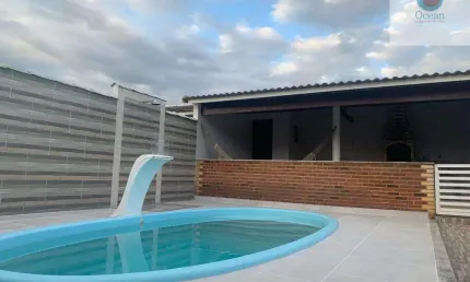 Ocean vende: Itaipuaçu, casa 2 quartos sendo 1suíte, armários, área de lazer, piscina, churrasqueira