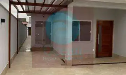 OCEAN VENDE: CASA ITAIPUAÇU PISCINA, CHURRASQUEIRA, NA QUADRA DA PRAIA.