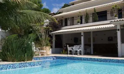 Ocean vende: Pendotiba, condomínio,4 Quartos, sendo 3 suítes, closet, lazer completo, aceita permuta