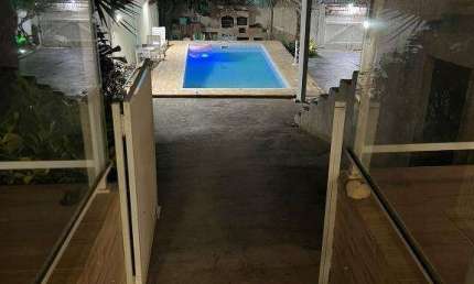 Ocean Vende: Maravista, Casa, 3 quartos 2 suítes 1 com closet, piscina, área gourmet,