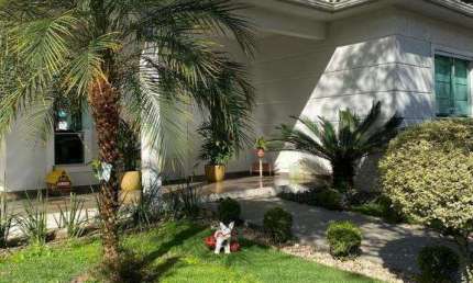 Ocean vende: Maricá condomínio, casa 3 quartos sendo 1 suíte / hidro, Área gourmet completo, piscina
