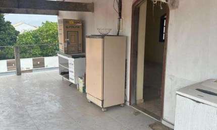 Ocean vende: Maricá, Itaipuaçu, casa inacabada 4quartos(1suíte),1quadra da praia, só a vista.