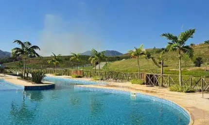 Ocean Vende: Marica, Condomínio Pedra do Vale, Terreno 615M²,  documentação ok