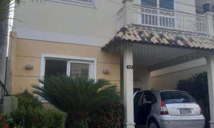 Ocean vende: Maria Paulo, casa condomínio,  3 quartos,  2banheiros, varanda, churrasqueira, armários
