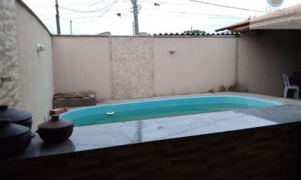 Ocean vende: Marica, Itaipuaçu, casa 2quartos(1suíte), área lazer piscina/churrasqueira.