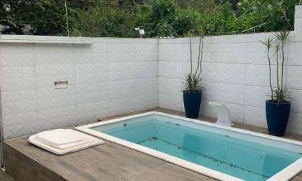 Ocean vende: Itaipu, casa 3quartos(1suíte), piscina aquecida, placa solar, planejados, oportunidade!