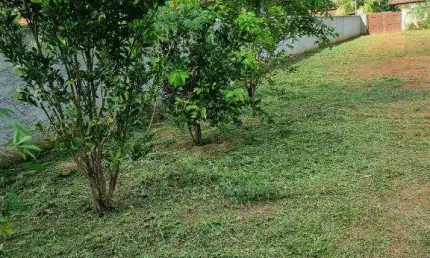 Ocean vende: Maricá, Condado, terreno plano, murado, com pequena construção.
