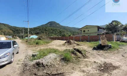 Ocean vende:  Itaipuaçu, terreno esquina 480M², plano, rede esgoto, escritura/RGI.