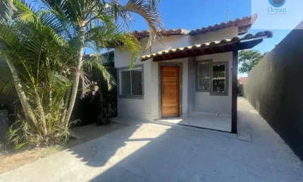 Ocean vende: Itaipuaçu, casa 2 quartos, sendo 1suíte, closet, coz. americana, garagem.