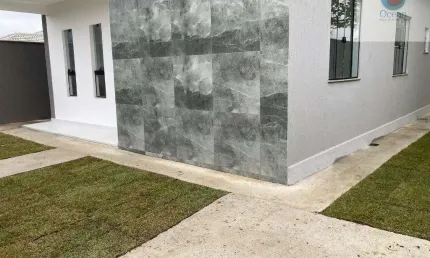 Ocean vende: itaipuaçu, casa 3 quartos, sendo 1 suíte + closet. toda em porcelanato, teto rebaixado
