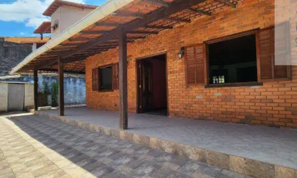 Ocean vende: Maricá, Manu Manuela,  casa 3 suítes, piscina , churrasqueira, terreno 1.200M².