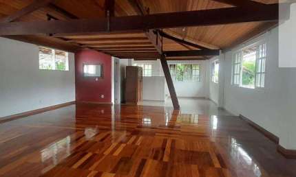 Ocean vende: Piratininga, casa/loft, cozinha americana, banheiro, garagem,  mezanino