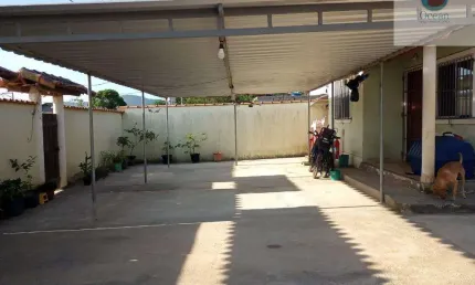 Ocean vende:  Itaipuaçu, casa 2 quartos, sendo 1 suíte, garagem, área serviço, asfalto