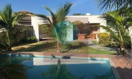 Ocean vende: Maricá, casa  4 quartos sendo 2 suítes, alto padrão, placa solar, piscina, closet