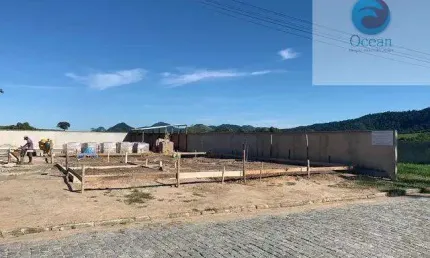Ocean Vende: Maricá, Condomínio, Terreno, 456m2, murado, água, luz, esgoto, piscina, Área de lazer.