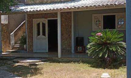 Ocean vende: Maricá, Itaipuaçu, casa 3 quartos(2suíte), closet e banheira, planejados.