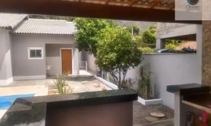 Ocean vende:  Itaipuaçu, casa 3 quartos, sendo 1 suíte, churrasqueira, piscina , área de serviço.
