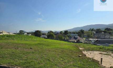 Ocean vende:  Maricá, Condomínio Gan Èden, terreno 605M², frente piscina. melhor local do condomínio