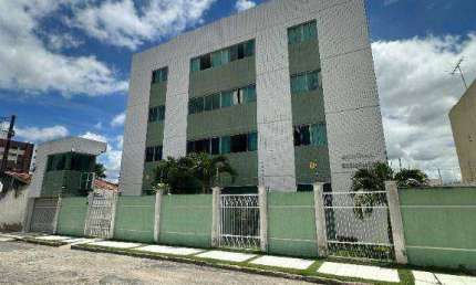 Apartamento com 3 dormitórios à venda, 75 m² por R$ 220.000 - Cruzeiro - Campina Grande/PB- Resid. Montana