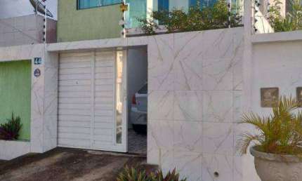 Sobrado com 4 dormitórios à venda, 350 m² por R$ 516.000,00 - José Pinheiro - Campina Grande/PB