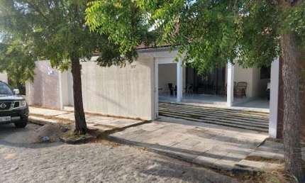Casa com 4 dormitórios à venda, 426 m² por R$ 749.000,00 - Itararé - Campina Grande/PB