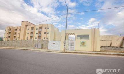 Apartamento com 2 dormitórios à venda, 54 m² por R$ 175.000 - Três Irmãs - Campina Grande/PB