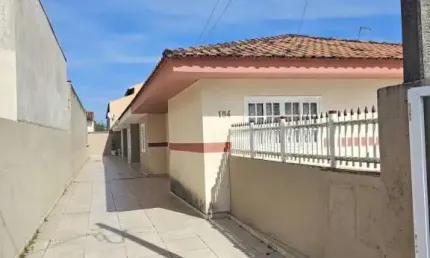 Casa mobiliada a 100 metros do Mar Balneário Eliana Guaratuba
