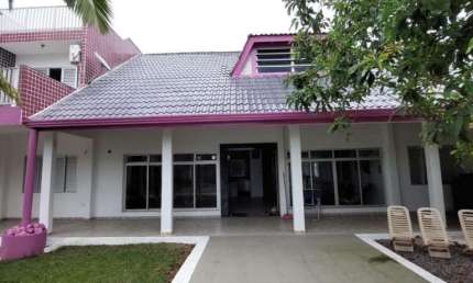 Sobrado com 06 dormitórios à venda, 250 m² por R$ 1.300.000,00 - Jardim Perola do Atlântico - Itapoá/SC