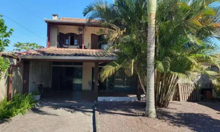 Casa com 5 dormitórios à venda, 206 m² por R$650.000,00 - Itapema do Norte Gleba II - Itapoá/SC