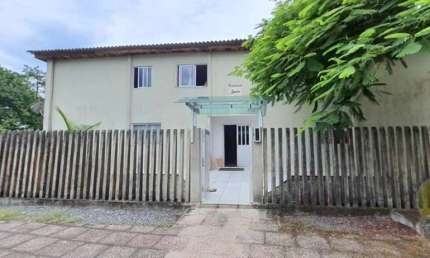 Apartamento com 02 dormitórios à venda, 77,93 m² por R$160.000,00 em Guaratuba Pr.
