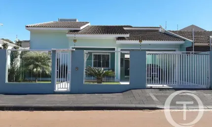 Casa a venda no Pioneiros Catarinenses, 1 suíte + 2 quartos, R$ 1.250.000