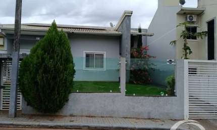Casa em Capitão Leônidas Marques: 1 suíte + 2 quartos: R$ 1.000.000,00