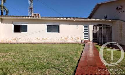 Casa Comercial à Venda no Centro, 195 m²,  6 Salas: R$ 1.390.000,00