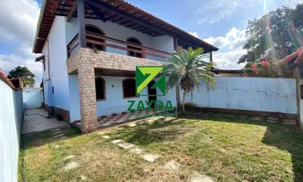 Casa à venda em Casimiro de Abreu-RJ, no bairro Jardim Prata - 4 quartos, 1 suíte, 1 sala, 3 banheiros, 1 vaga, 178,88m²!