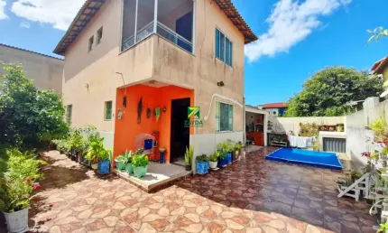 Casa à venda em Casimiro de Abreu - Santa Irene: 3 quartos, 2 suítes, 2 salas, 3 banheiros, 1 vaga de garagem, 150m².
