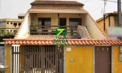 Casa à venda em rio das ostras-rj, no bairro recanto, com 4 quartos, 2 salas, 3 banheiros e 132m² de área