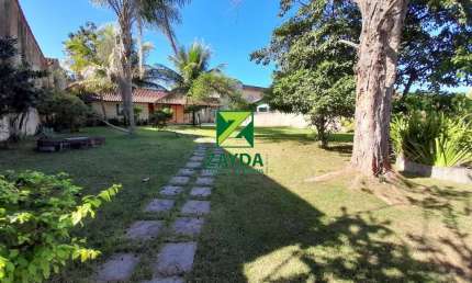 Casa à venda em Casimiro de Abreu-RJ, Barra de São João: 2 quartos, 1 suite, 1 sala, 1 banheiro, 2 vagas de garagem, 600 m².