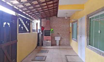 Casa linear totalmente independente, com 02 quartos, no Bairro Nova Barra em Barra de São João!