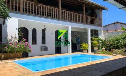 Casa de luxo à venda em Barra de São João - Casimiro de Abreu-RJ: 4 quartos, 2 suítes, 2 salas, 4 banheiros, 3 vagas de garagem, 342 m².