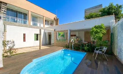 Casa à venda em Rio das Ostras, Cidade Praiana! 2 quartos, 1 suíte, 3 banheiros, 5 vagas, 180m².