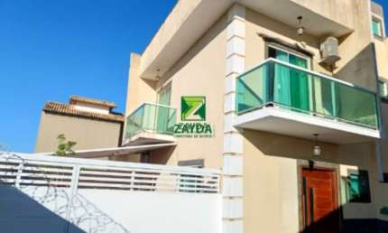 Casa à venda em Casimiro de Abreu-RJ, Peixe Dourado I - Barra de São João! 2 quartos, 2 suítes, 2 salas, 3 banheiros, 1 vaga, 85m².
